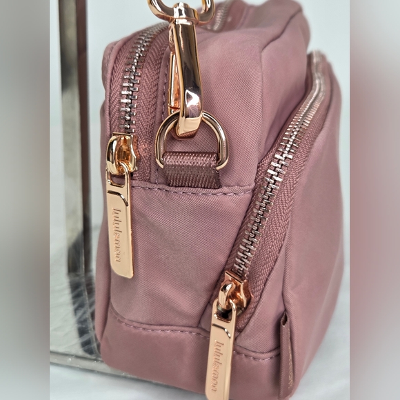 lululemon athletica Red Clay/sheer Oak Copper Hardware Crossbody Camera Bag - Picture 5 of 11